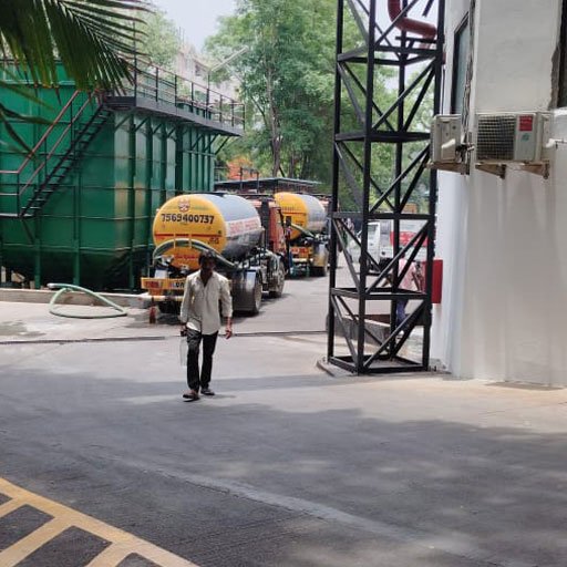 Nandu-septic-tank-cleaning-service-gallery1-min