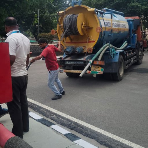 Nandu-septic-tank-cleaning-service-gallery2-min